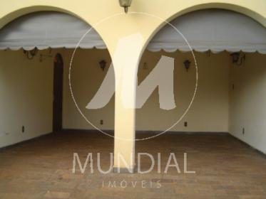 3 - Garagem/estacionamento